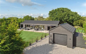 4 Bedroom Awesome Home In Ebeltoft Ebeltoft